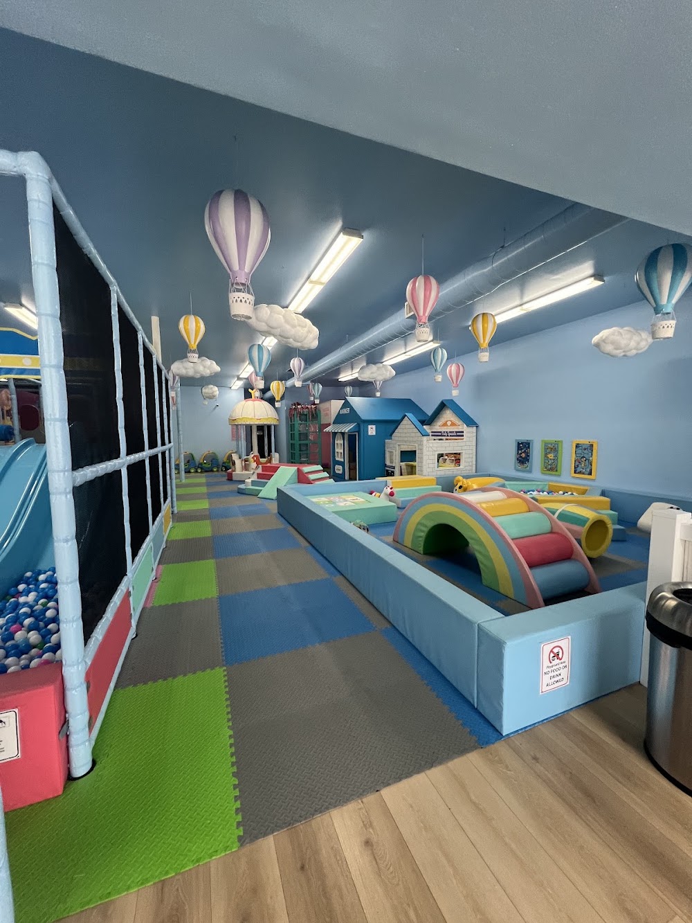 Fantasy World Indoor Playground venue photo 1