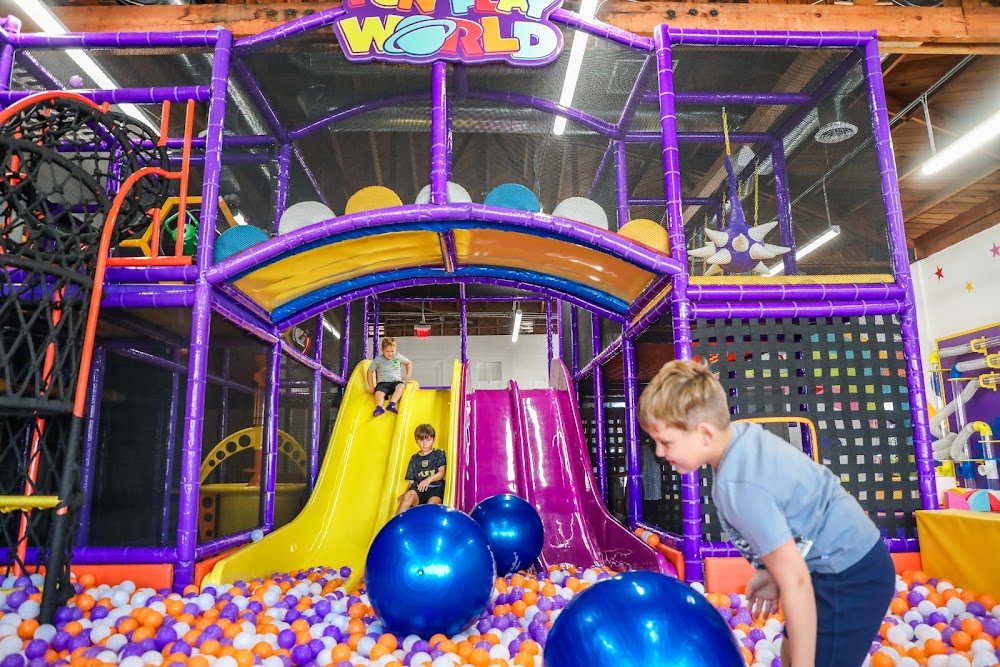 Fun Play World Kids Indoor Playground venue
