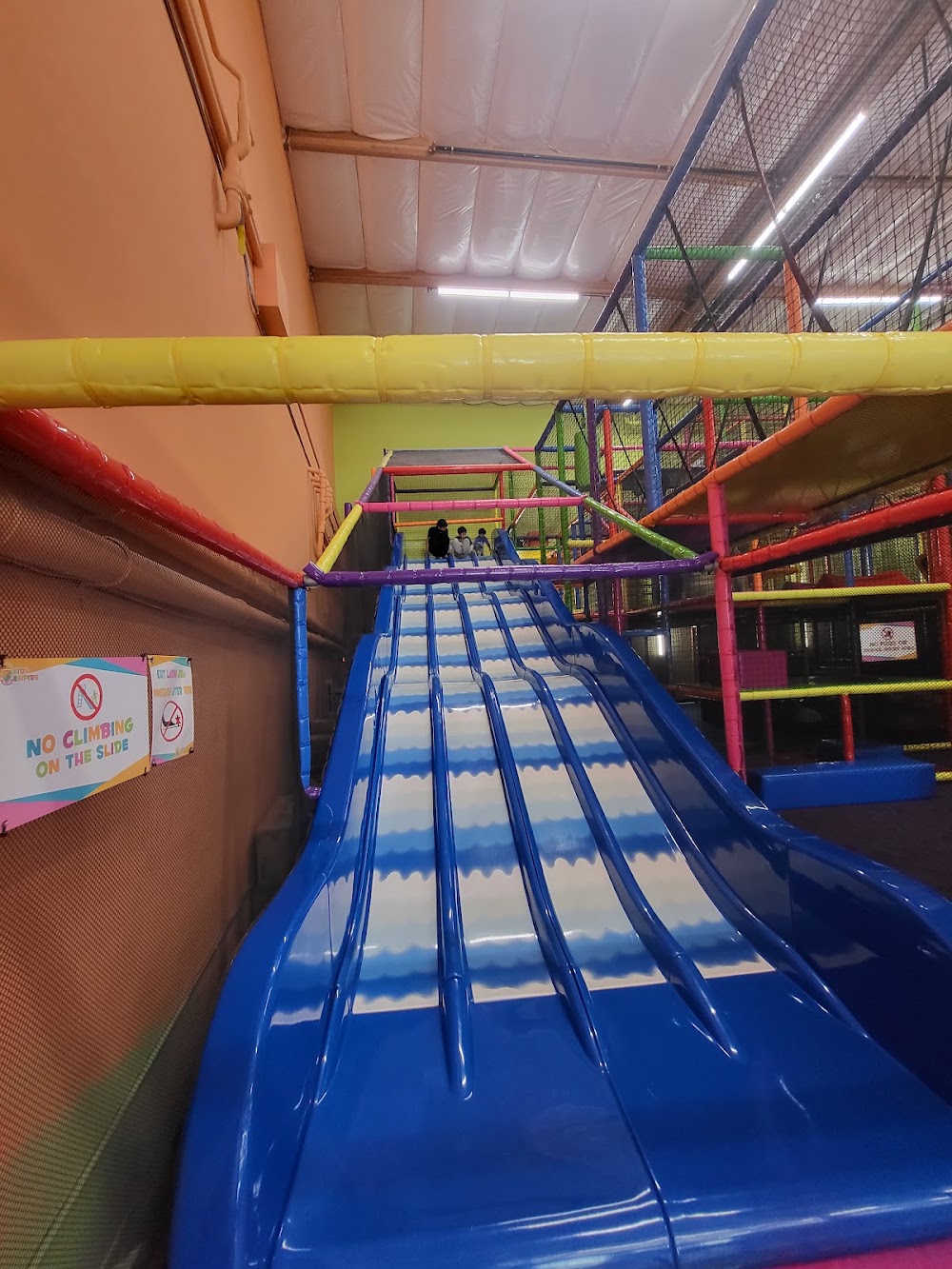 Kids Empire South Gate venue photo 2