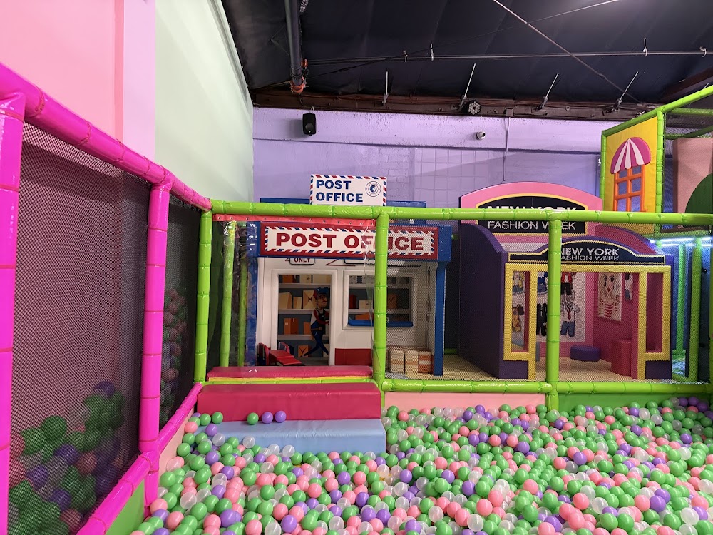 Wonderland 4 Kids Indoor Playground venue photo 3