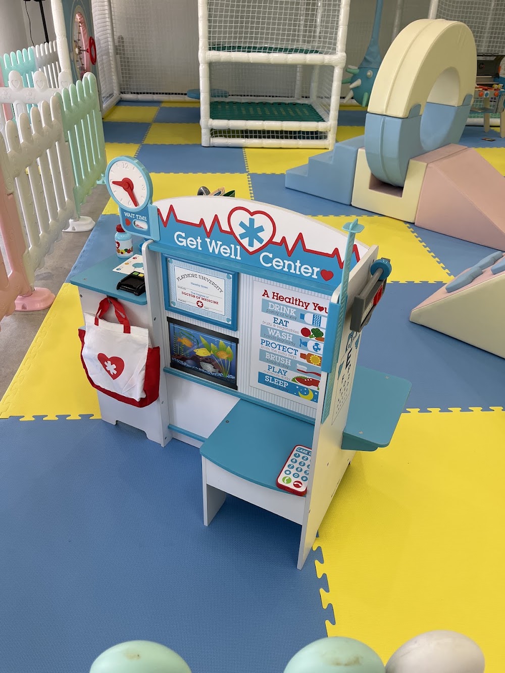 Lil Munchkins Indoor (Reservations Only) Playground LLC venue photo 1