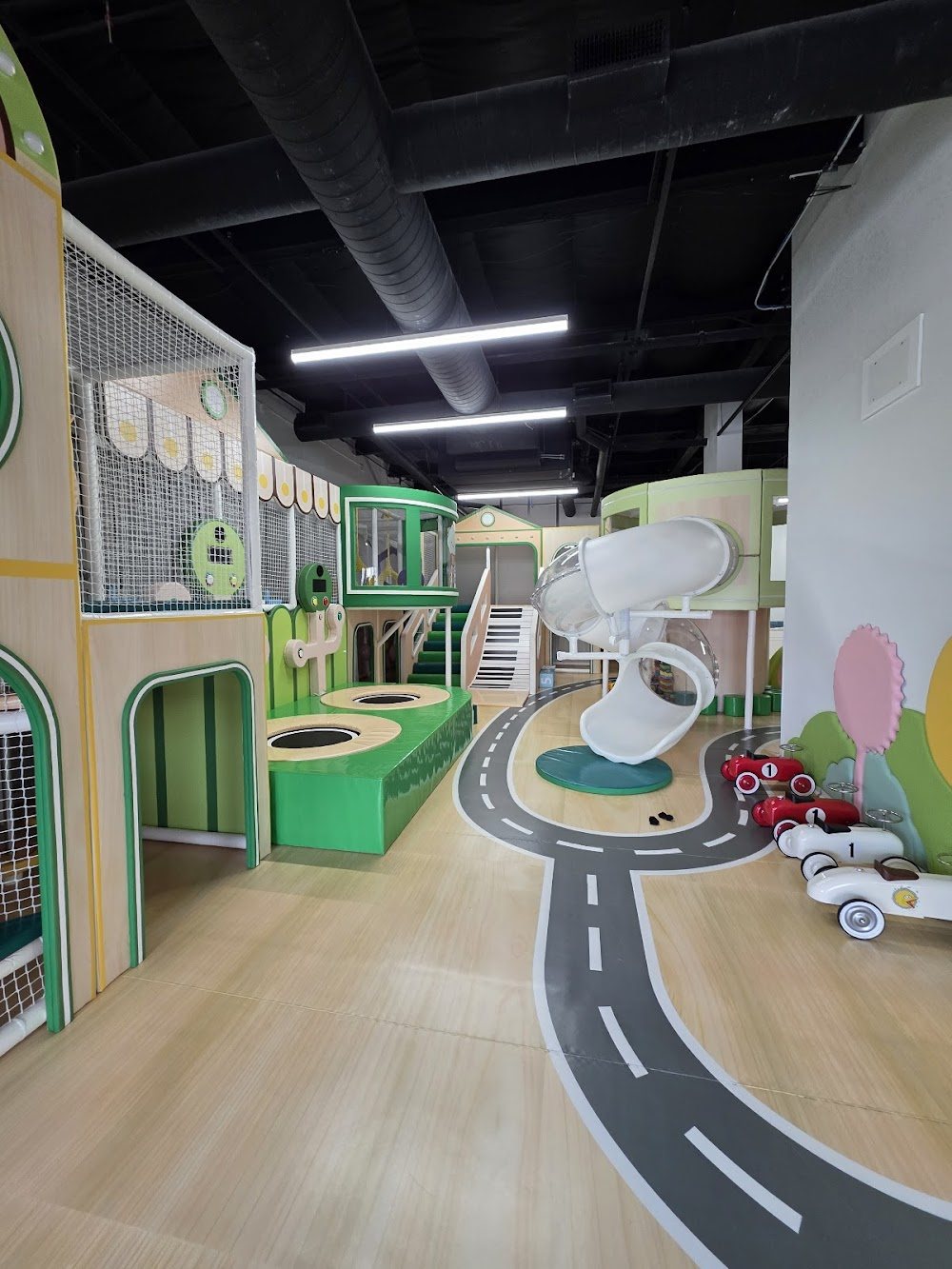 Happy Oak workshops and playground (reservation required) venue