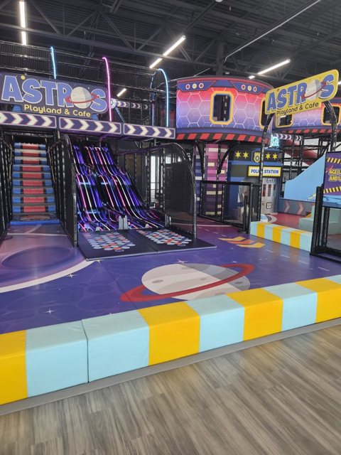 Astros Playland & Cafe