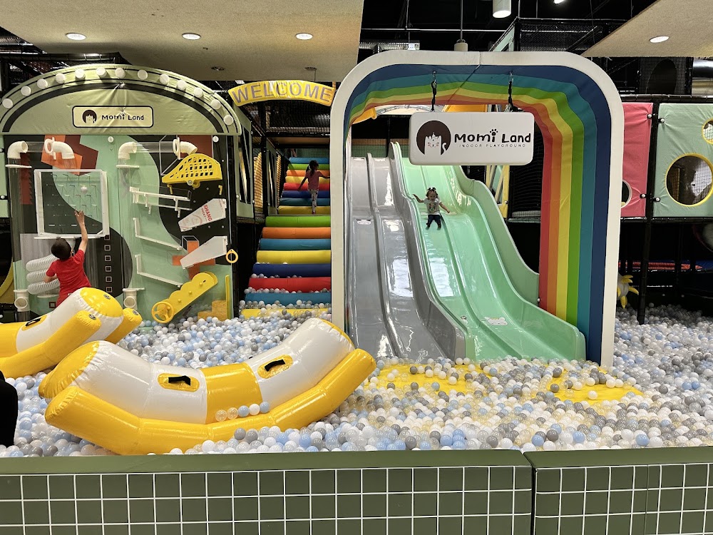 Momi Land Gahanna