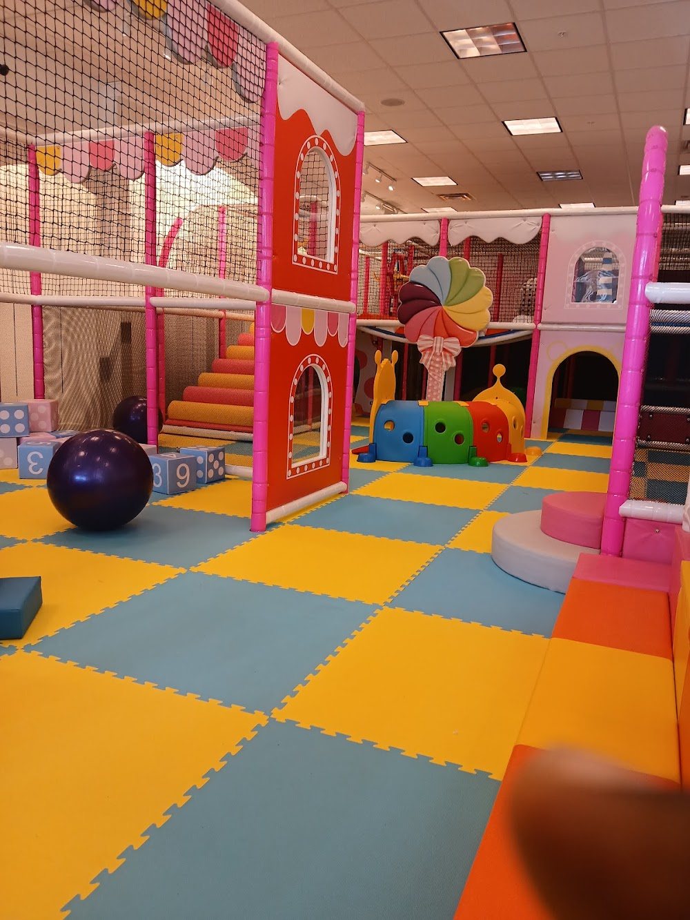 Indoor World venue