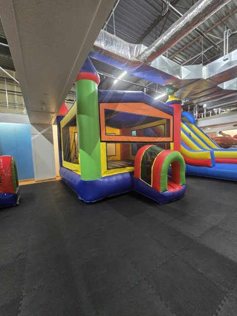 Kidz Bounce 716