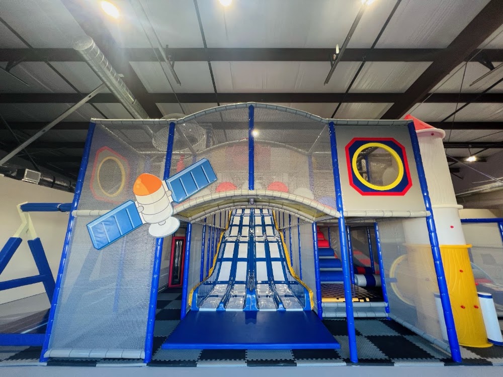 INTO SPACE indoor playground venue photo 1