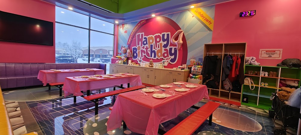 Fun Max Simsbury venue photo 1