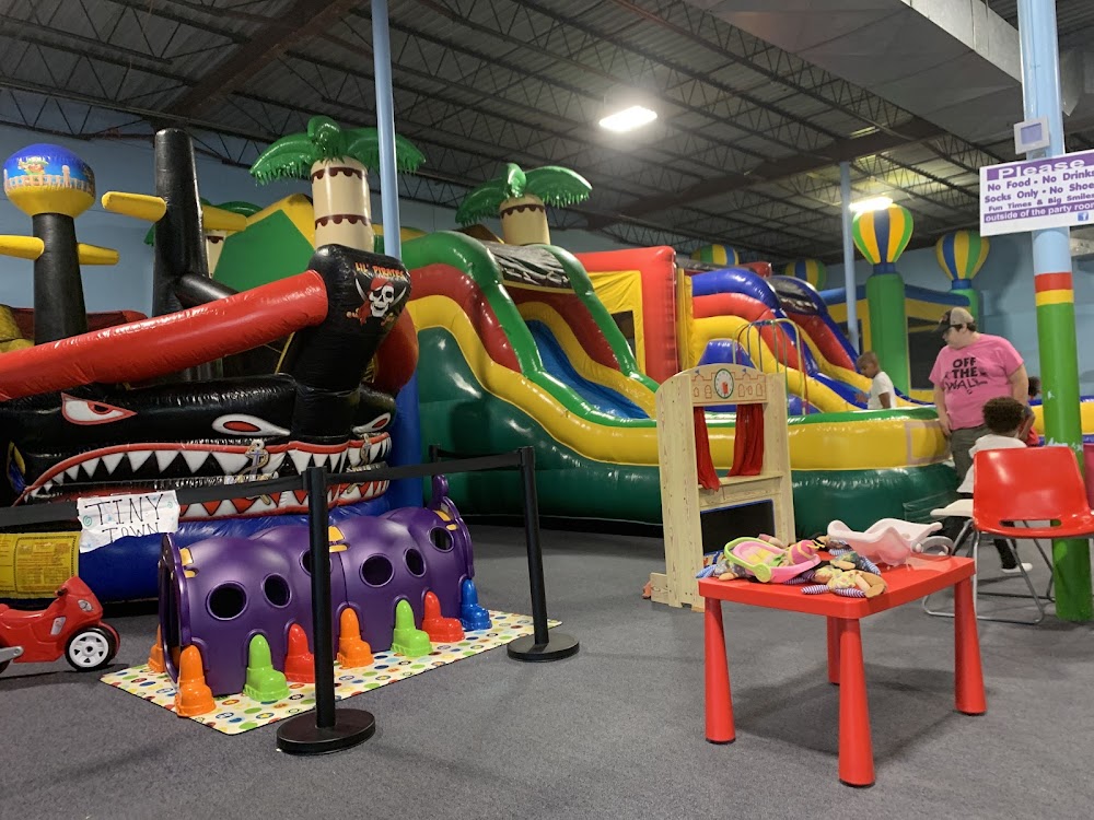 Off The Wall, Indoor Bounce & Party Place venue