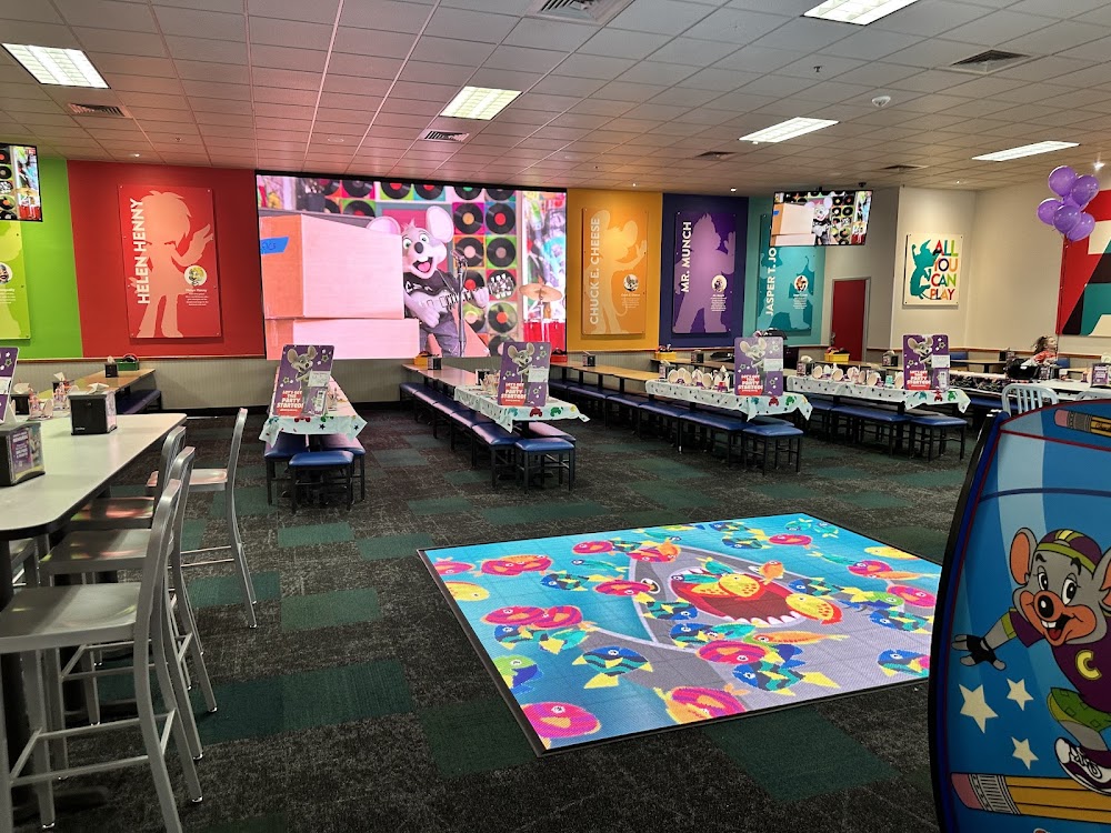 Chuck E. Cheese venue photo 1