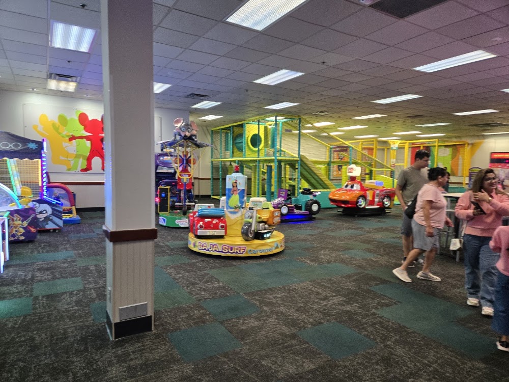 Chuck E. Cheese venue photo 1