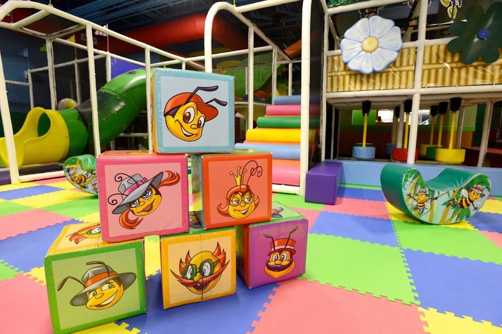 Billy Beez Bay Plaza Mall venue photo 6