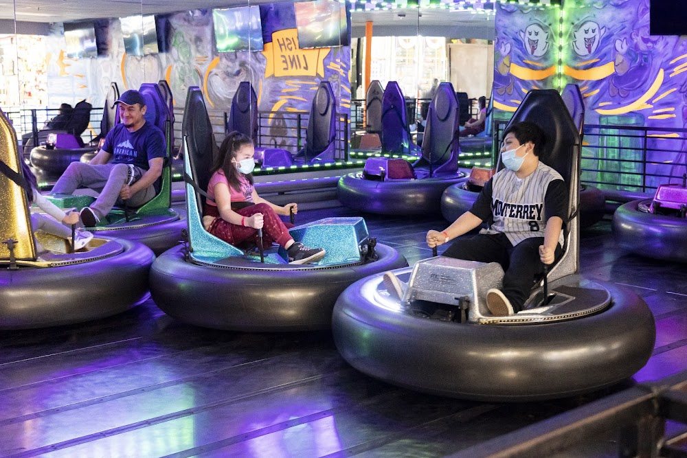 Flip N' Fun Trampoline Park venue photo 2