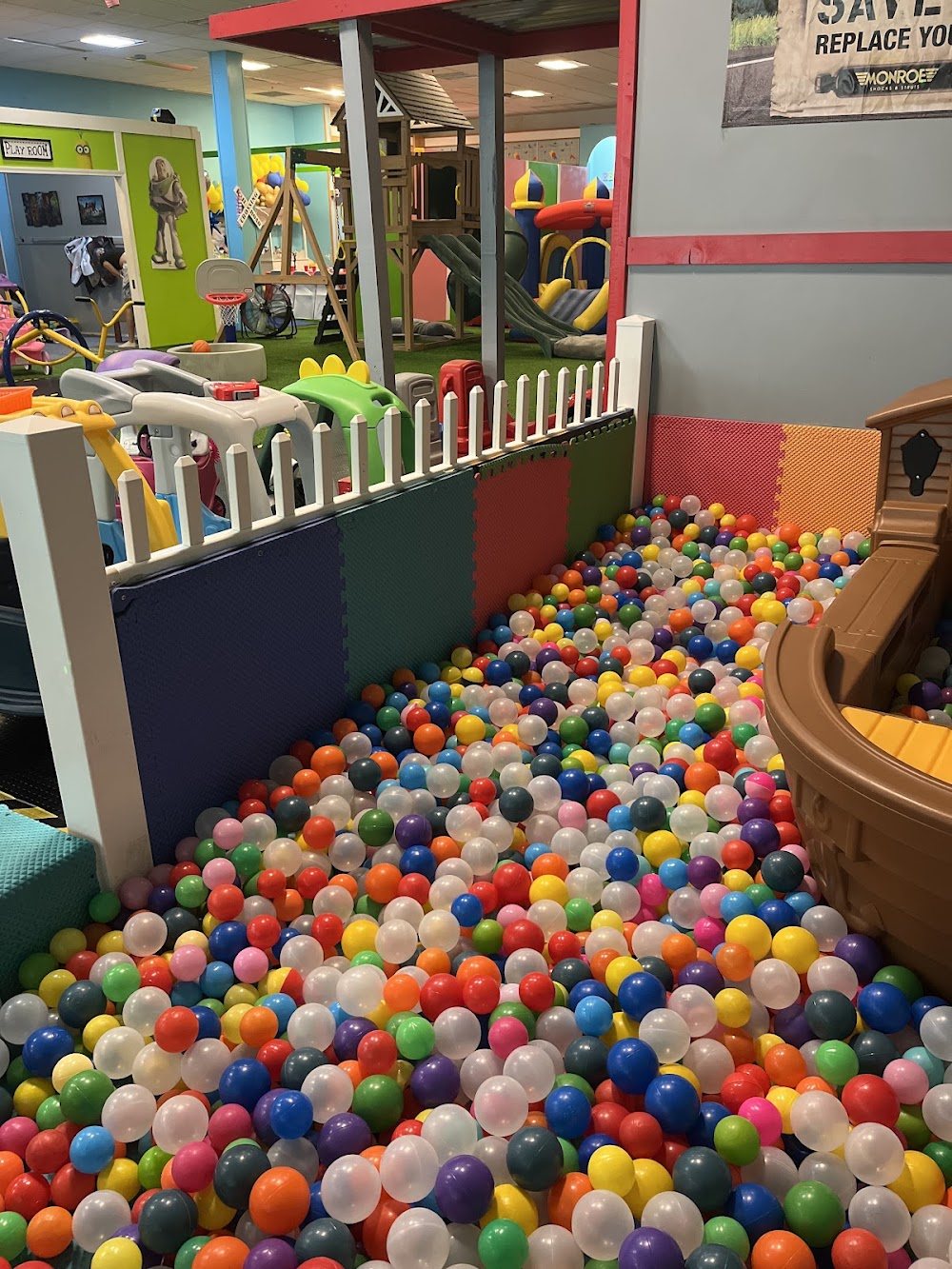 LolliPops Indoor Playground & Party Place venue photo 2