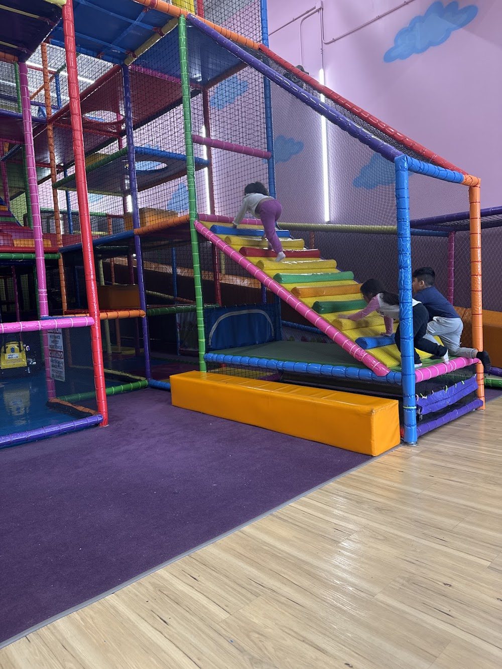 Kids Empire Chicago Kedzie venue photo 1
