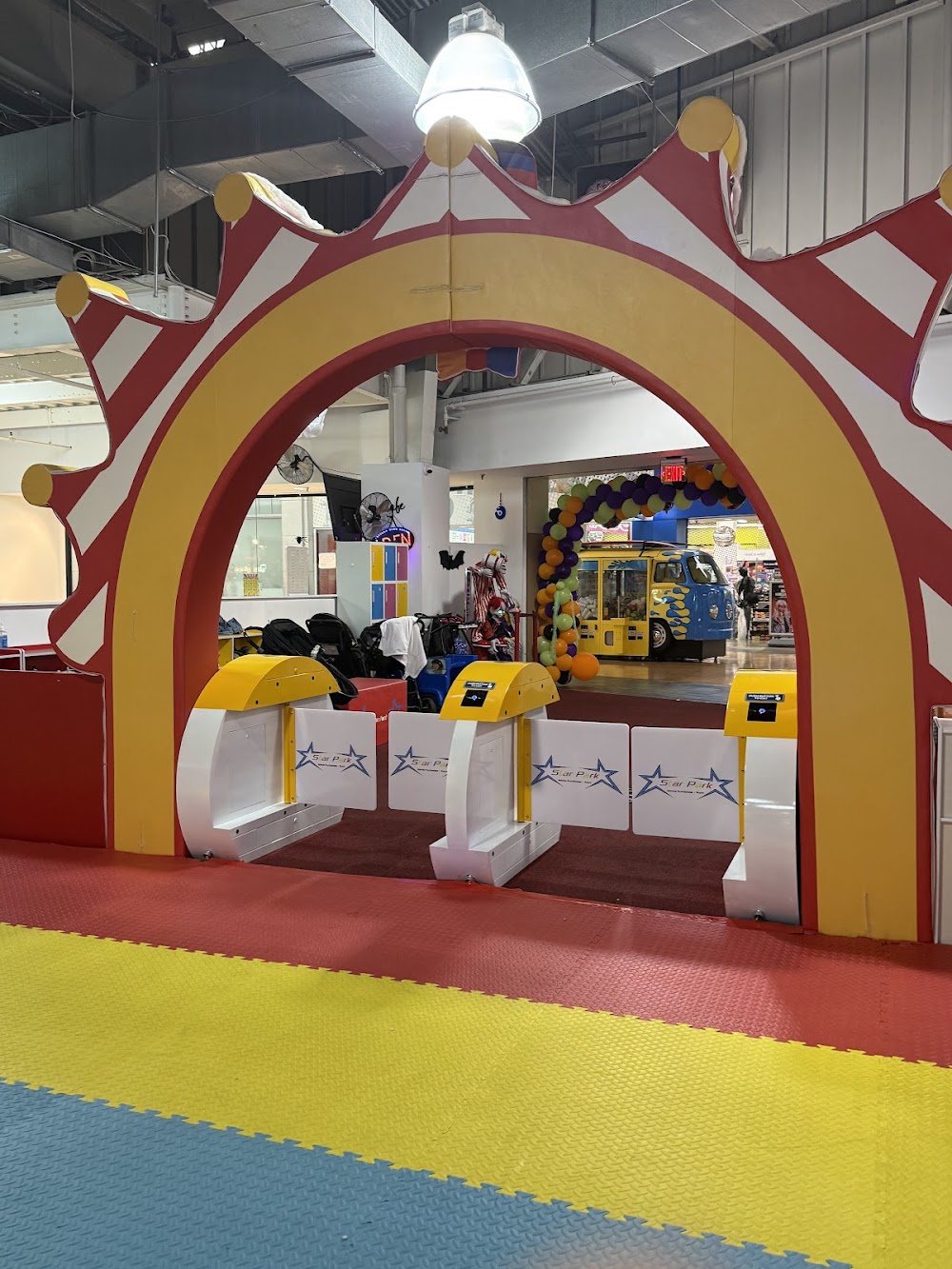 Star Park Indoor Playground – Franklin Mall venue photo 2