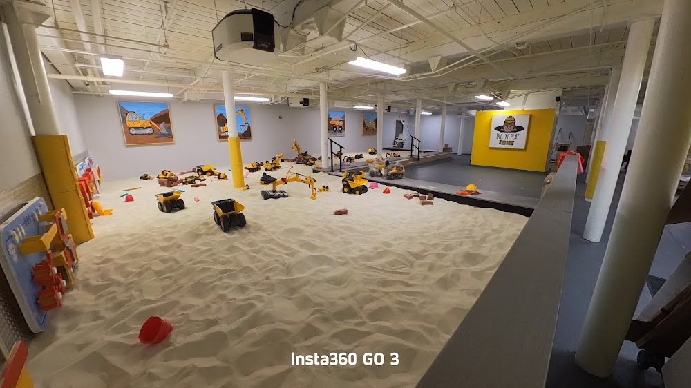 Dig N Play Zone venue