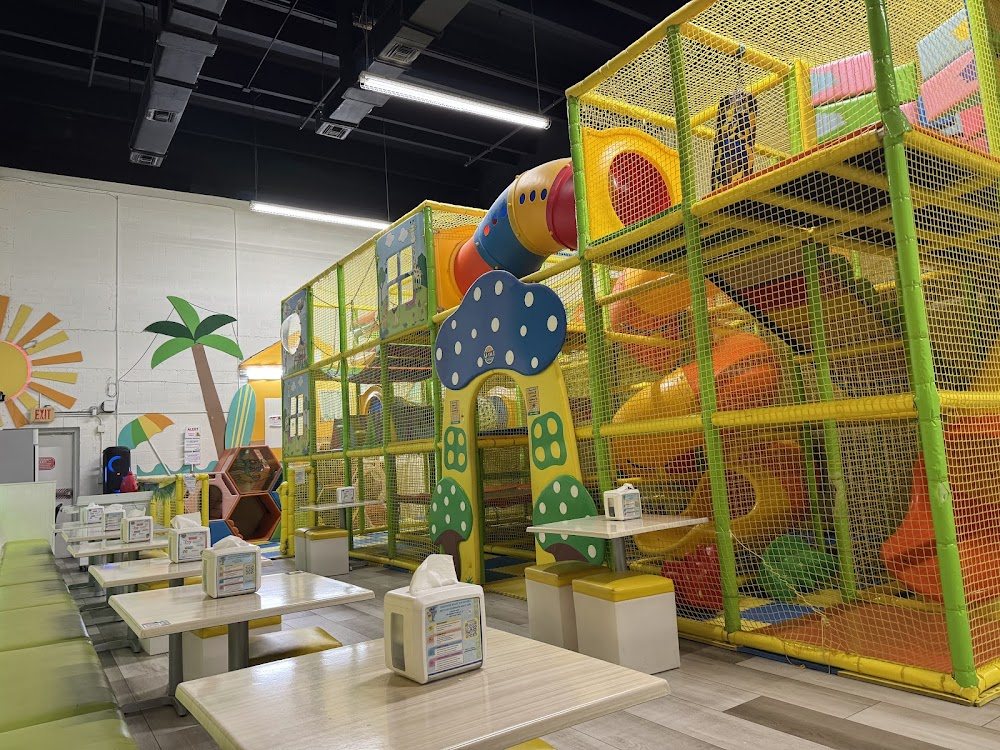 Mawi Play Cafe Doral Miami venue